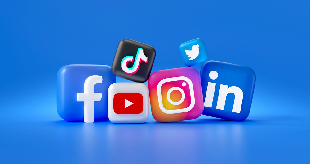 A cluster of 3D social media logos symbolising key social media trends for Malaysian brands in 2025