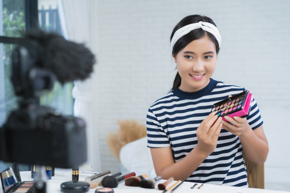 Building Niche Creators & Micro - Creators